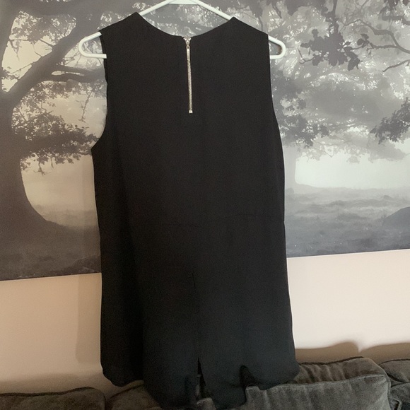 COPY - Bianco Nygard black flowy top - Picture 3 of 9